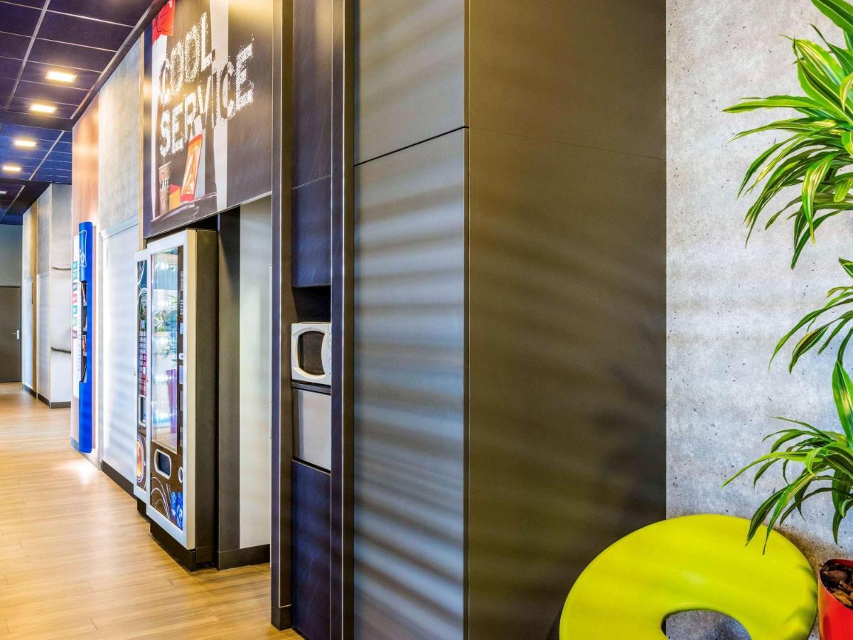 Ibis Budget Rueil Malmaison Rueil-Malmaison Exterior foto