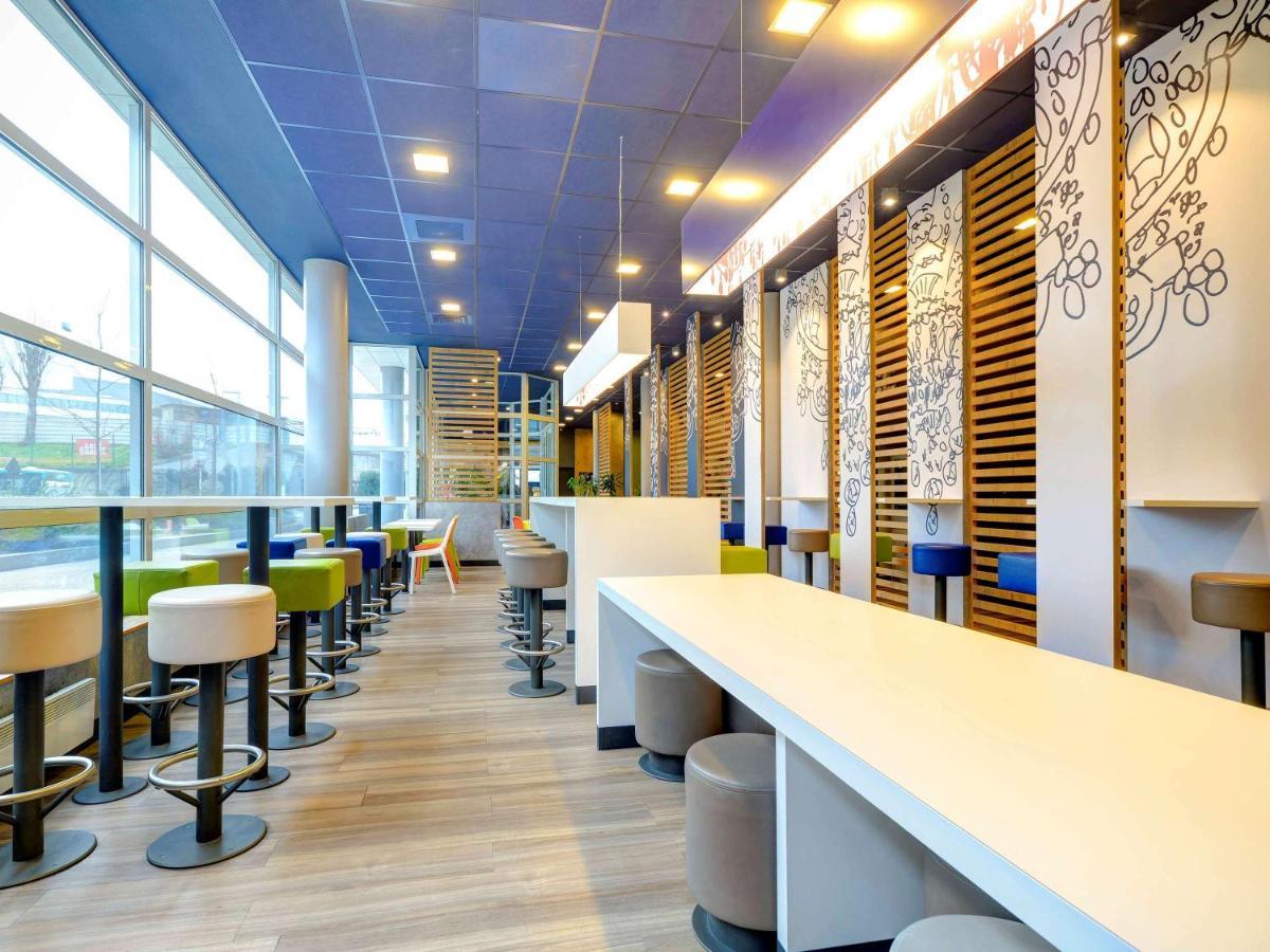 Ibis Budget Rueil Malmaison Rueil-Malmaison Exterior foto